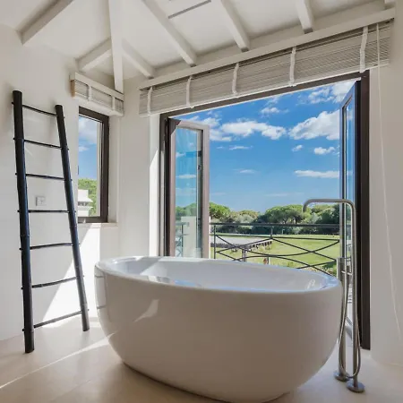 Villa Bela - Stunning Luxury 6 Bedroom House