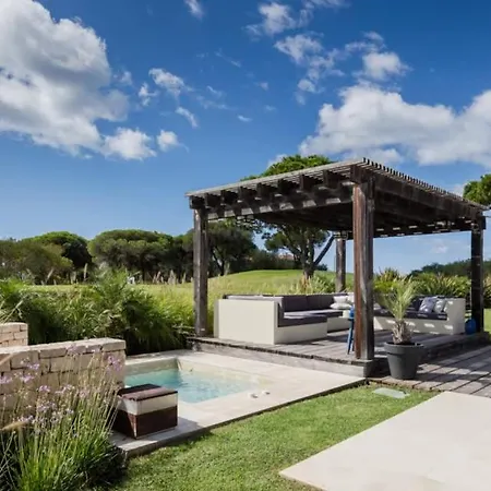 Bela - Stunning Luxury 6 Bedroom House Villa